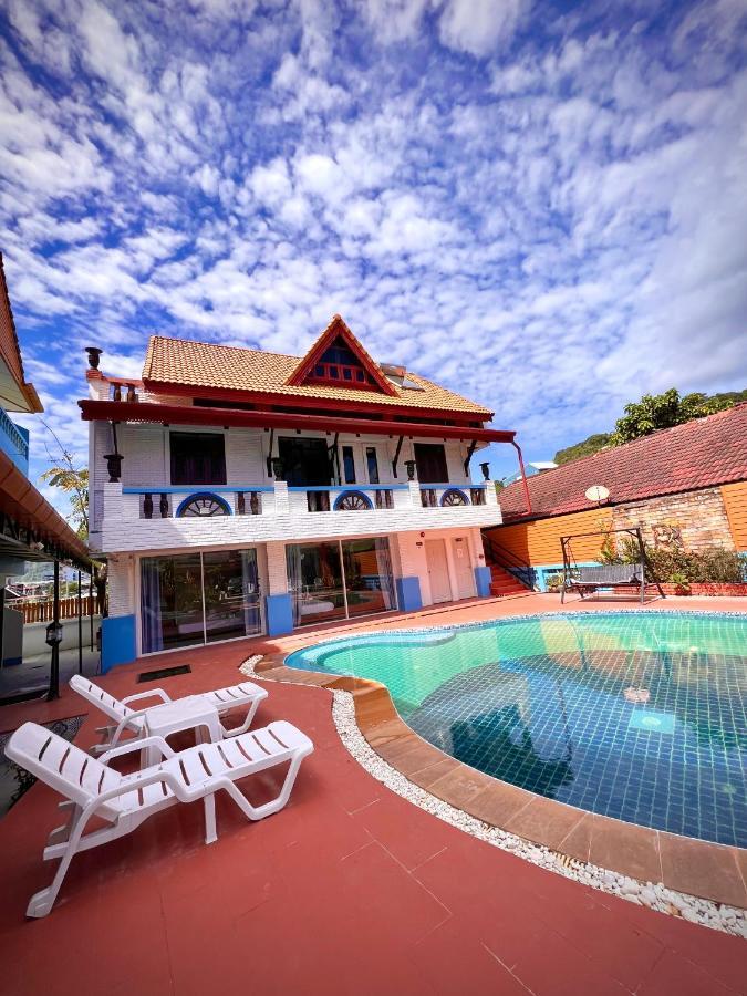Baankasemsuk Resort 般咔 深宿 Patong Екстер'єр фото