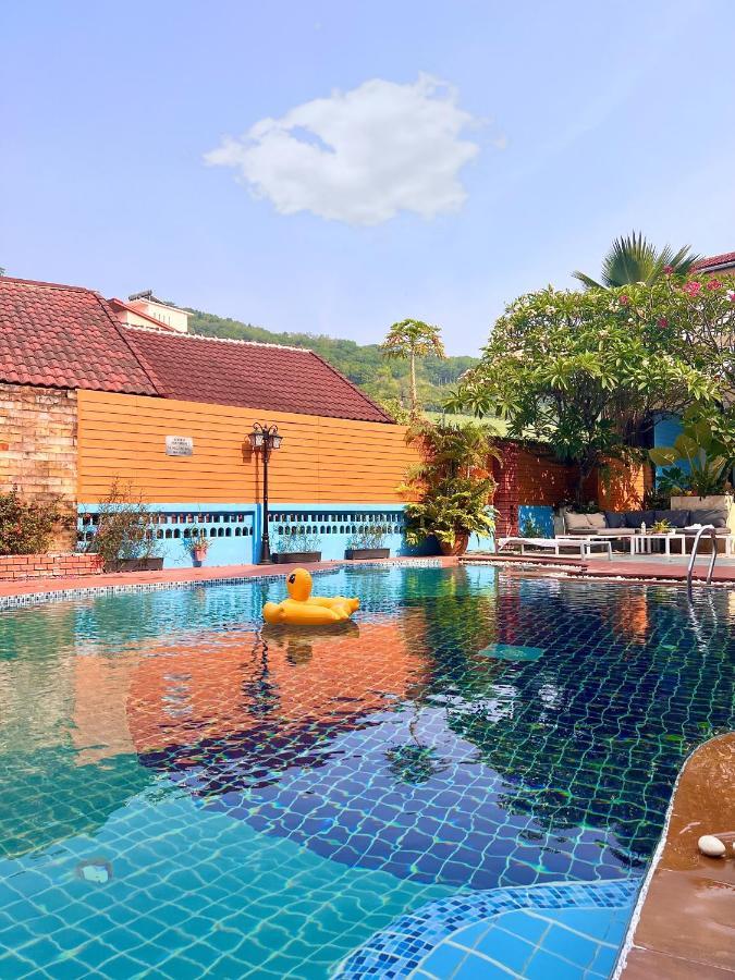 Baankasemsuk Resort 般咔 深宿 Patong Екстер'єр фото