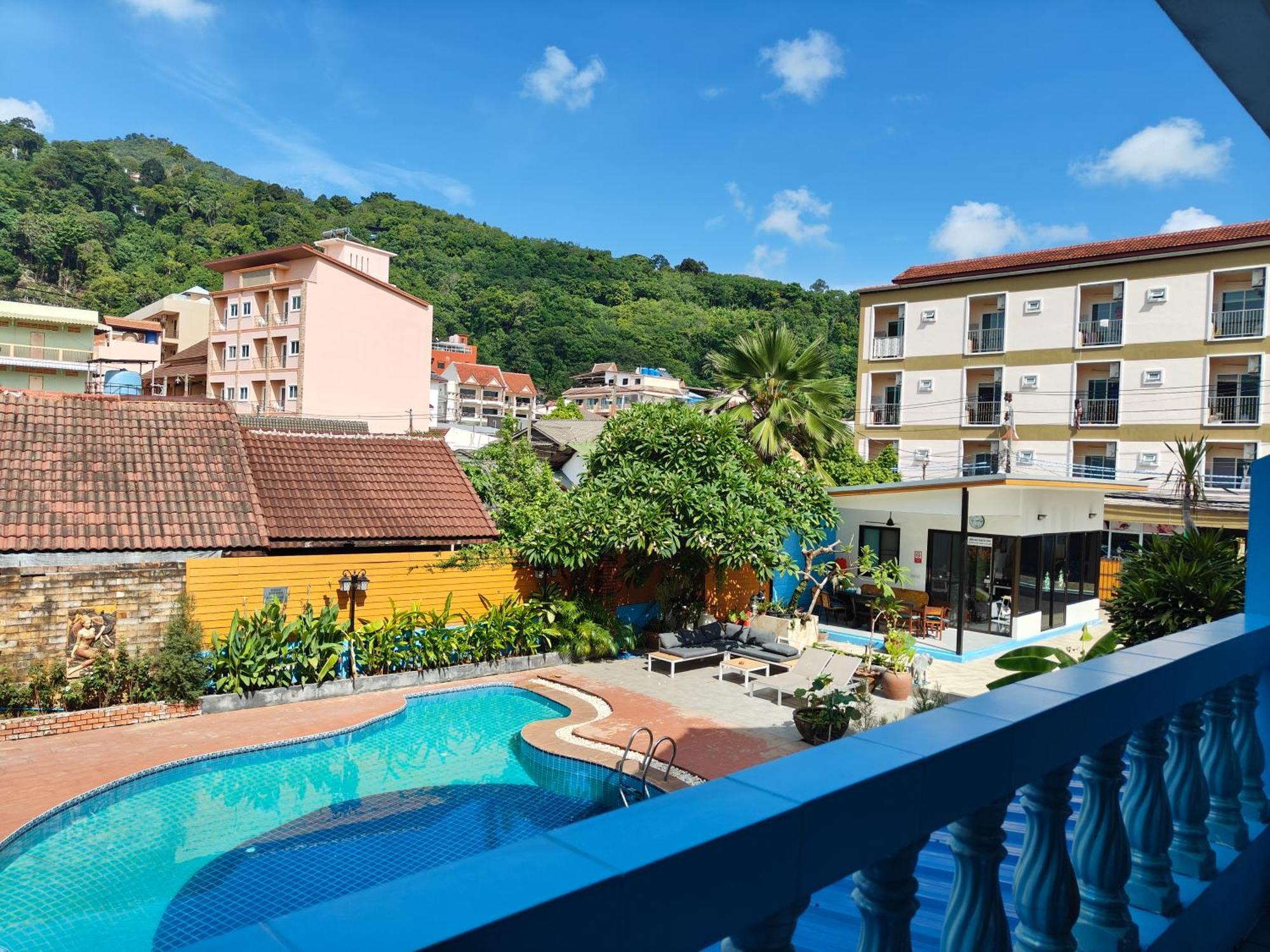 Baankasemsuk Resort 般咔 深宿 Patong Екстер'єр фото